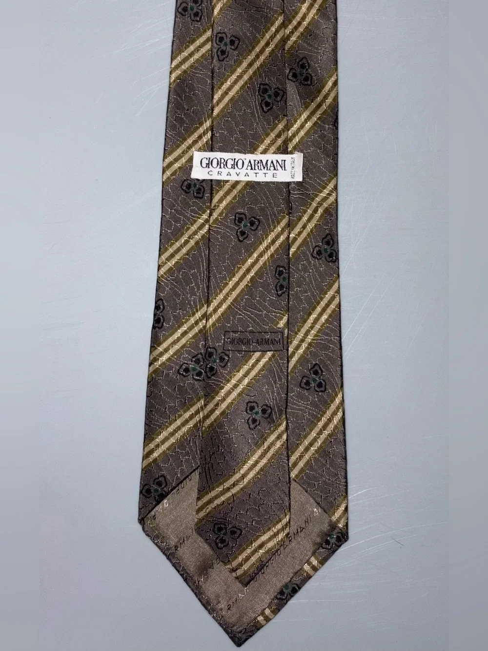 Vintage luxury Giorgio Armani silk tie brown and gold